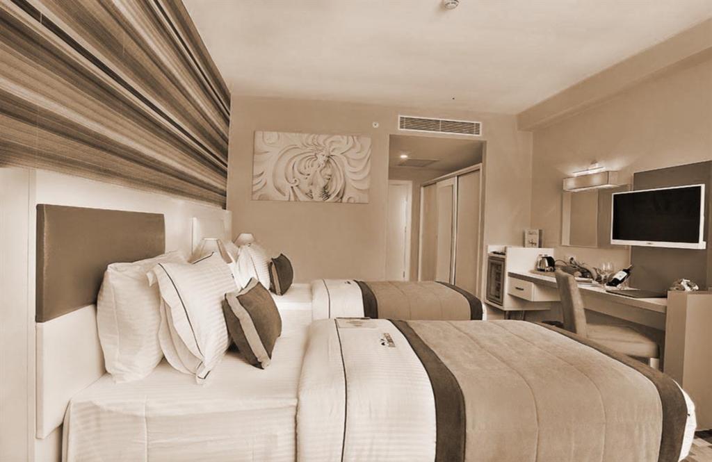 Mayi Hotel Istanboel Buitenkant foto